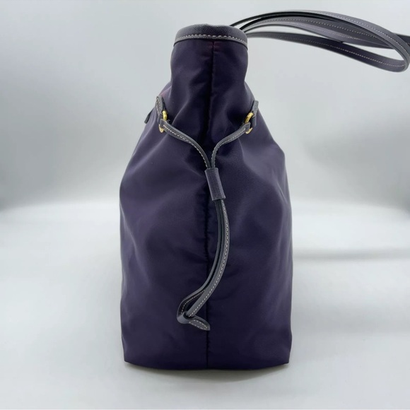 Authentic PRADA  Saffiano Purple Leather tote bag - Picture 4 of 15
